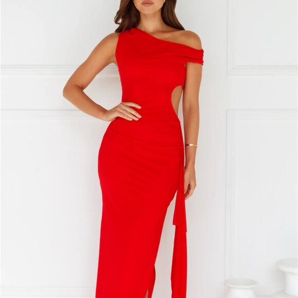 Maxi Red Dress - Picture 1 of 5